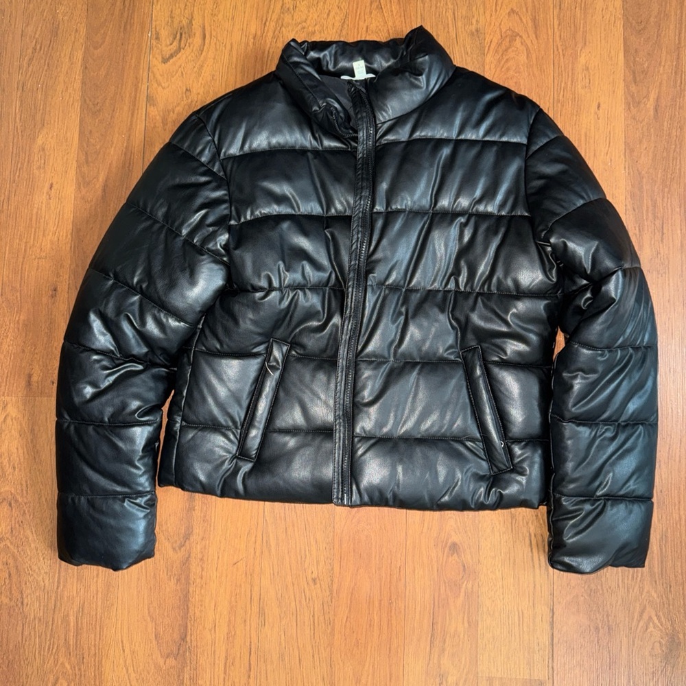 Time and Tru Black Puffer Jacket